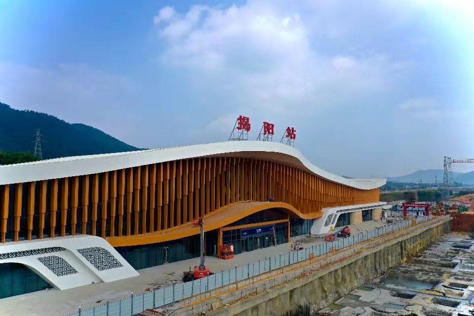 发现最美梅汕铁路 沿线7座客运站风格各异